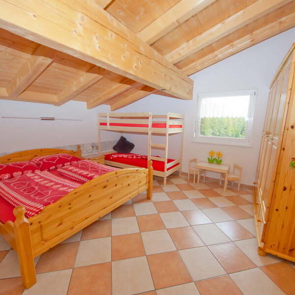 Direkt an der Seilbahn Bauernhof  Valrunzhof****