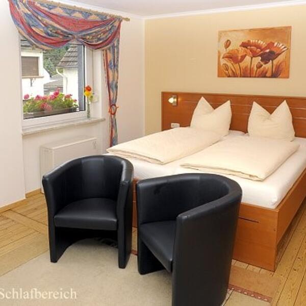 Wein- und Gästehaus M. Bai