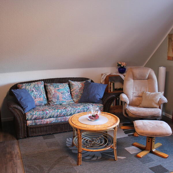 gr. Schlafzimmer mmit Schlafcouch/Sitzecke