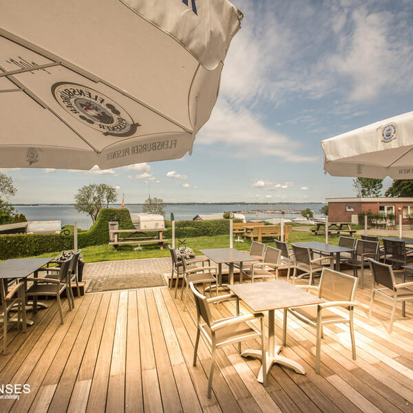 Außenterrasse Restaurant Bock 19