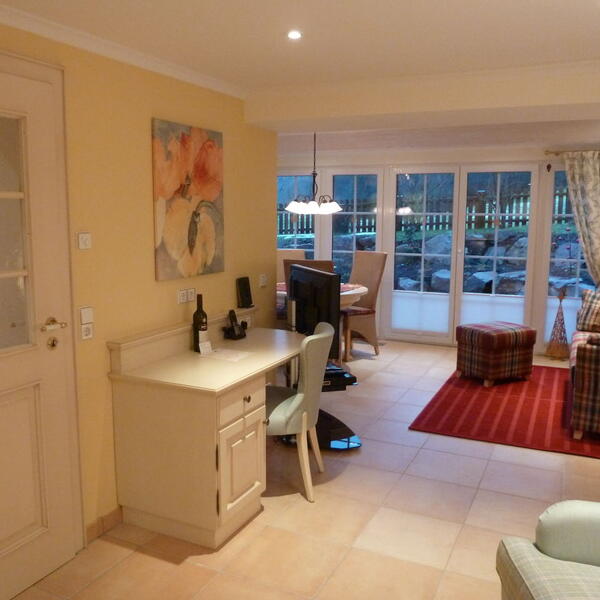 Ferienwohnung Rosengarten im Ferienhaus Carola