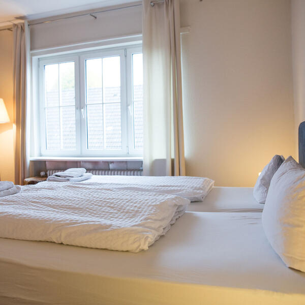 Restaurant, Café und Pension  „Vierländerei“