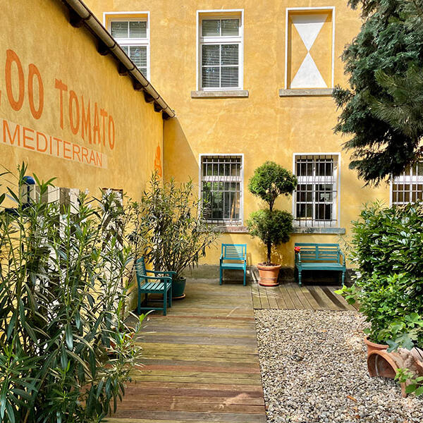 BLOO TOMATO - Pension und Ferienzimmer