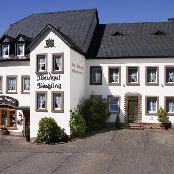 Fröhliches Weinfass