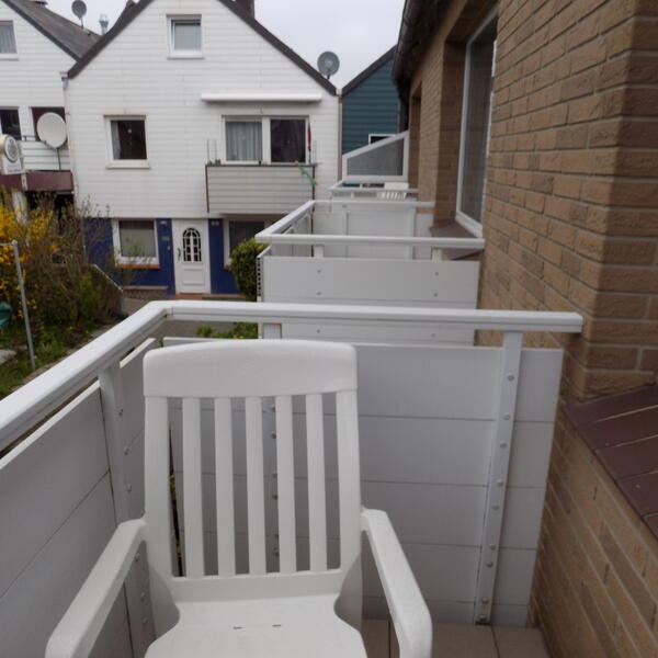 Balkon mit Gartenmöbel