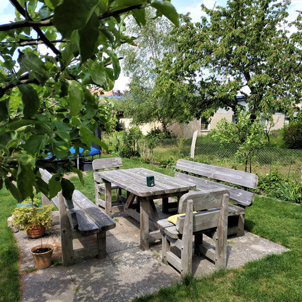 Gartenbereich zum grillen und erholen