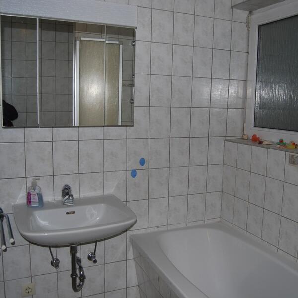 Bad mit Waschmaschine OG