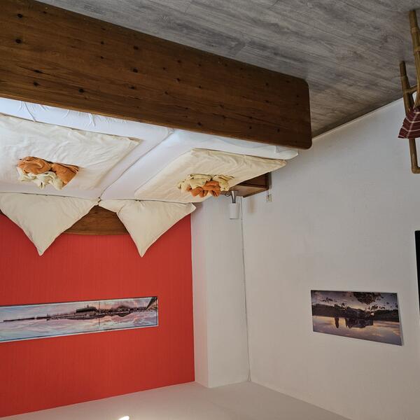 Doppelbett, TV schwenkbar