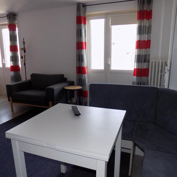 Einraumappartement mit 2 Balkone