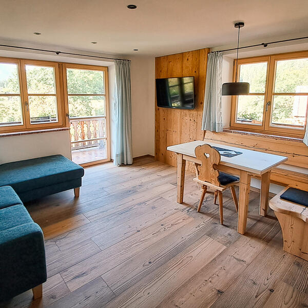 Gästehaus Becher  Ferienwohnung "Servus"