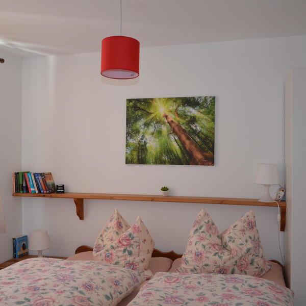 Haus 2 - ein getr. Schlafzimmer.