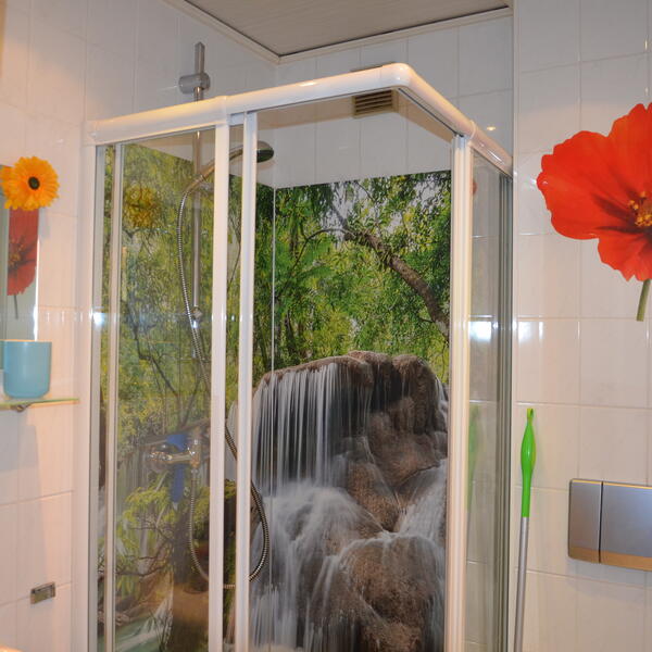 Haus 2 - Bad mit Dusche WC, und WB