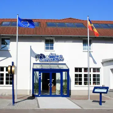 Hotel Am Wariner See