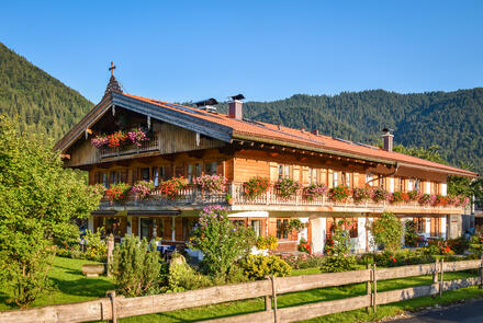 Gästehaus Becher  Ferienwohnung "Servus"