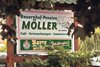 Pension & Landcafé Möller